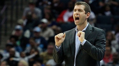 La NBA in campo a Natale: Boston vince a Toronto, Brown show