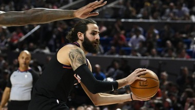 Nba, Oklahoma vince all'overtime senza Gallinari. Ok Golden State e Milwaukee