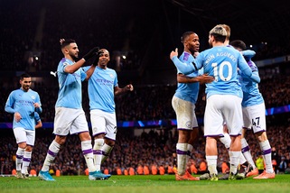 Il City di Guardiola batte lo Sheffield: decidono Aguero e De Bruyne