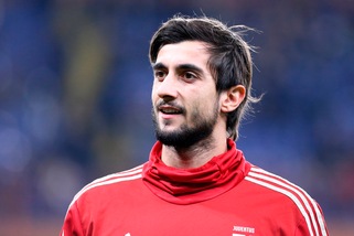 Genoa, per Behrami e Perin primo allenamento