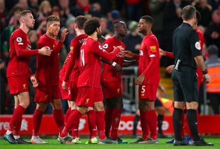 Salah e Mané trascinano il Liverpool: Klopp stende lo Sheffield