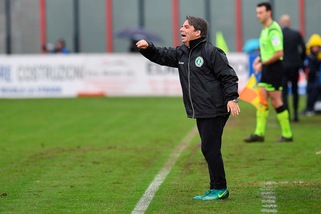 Avellino, il tecnico Capuano ha rinnovato fino al 2021