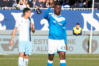 Lazio, nota ufficiale sui cori contro Balotelli: "Li condanniamo"