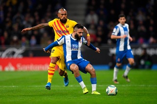 Inter, contatto Vidal: il procuratore arriva in Italia