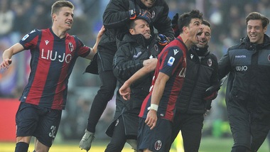 Bologna-Fiorentina 1-1: Orsolini risponde a Benassi. Pareggio all'esordio per Iachini