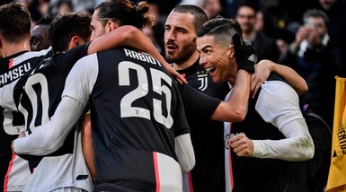 Serie A, Juve-Cagliari 4-0: Ronaldo show, tripletta straordinaria