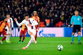 Cavani trattenuto da Tuchel: "Il Psg non è il Monopoli"