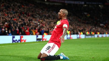 Daily Mail: "Inter-Young, è fatta. Conte punta ad averlo subito"