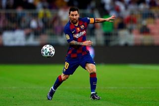 "Barcellona, Messi si sente sempre più solo e ha dubbi sul futuro"