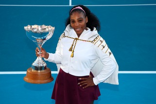 Serena Williams rompe il digiuno: vince il torneo di Auckland