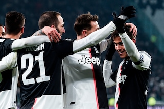 Juve, show di Dybala e Higuain contro l’Udinese