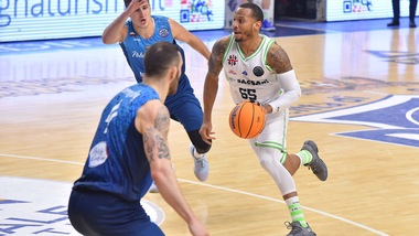 Champions League, la Dinamo Sassari batte Torun: obiettivo primo posto