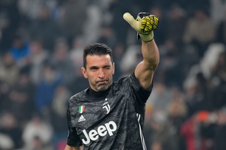 Buffon: "Juve-Parma? Sarò in panchina. Giocherò in Coppa Italia"