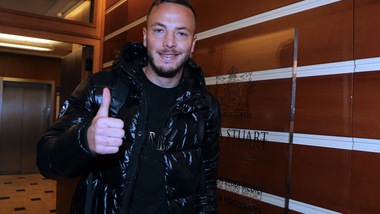 Napoli, preso Rrahmani. Al Verona 12 milioni di euro