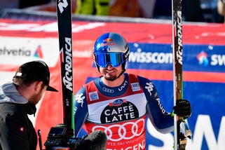 Wengen, Paris secondo in discesa libera: vince Feuz