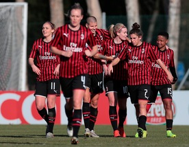 Grande rimonta del Milan sulla Roma: da 0-2 a 3-2 nel segno di Thorvaldsdottir