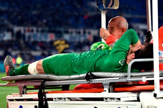 Cremonese, Agazzi operato al menisco