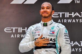 Mercedes, Hamilton non lascia ma raddoppia