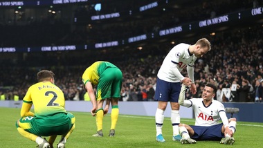 Eriksen gioca e il Tottenham vince. United, ko clamoroso