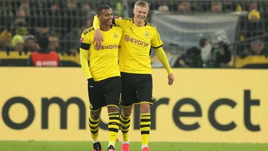 Bundesliga, Haaland entra e fa doppietta. Il Dortmund schianta il Colonia