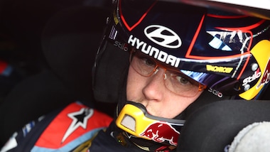Rally Montecarlo: Neuville vince davanti a Ogier