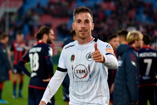 Spezia, colpaccio a Crotone: 1-2 grazie a Ragusa. Venezia-Trapani 1-1