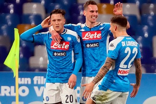 Napoli-Juve 2-1: Zielinski e Insigne affondano Sarri
