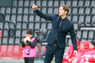 Pescara, Legrottaglie vince e resta in panchina