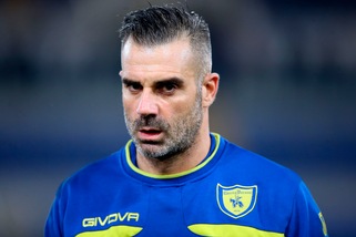 Sorrentino torna tra i dilettanti: farà l'attaccante nella squadra del padre