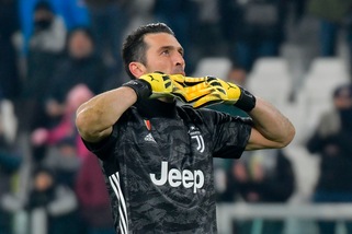 Buffon: "Corsa scudetto? La Juve è più forte, dipende da noi"