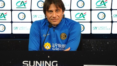 Conte: "Duello con la Juve? Mi interessa zero, penso solo all'Inter"