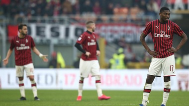 Non basta Calhanoglu, il Milan pareggia con il Verona