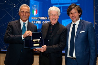 Gasperini si aggiudica la Panchina d'Oro. A Mihajlovic il Premio Speciale