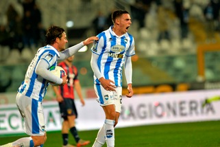 Pescara-Cosenza 2-1, Legrottaglie sorride in rimonta