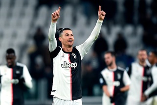 Auguri Cristiano Ronaldo, 35 anni da favola