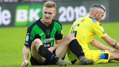 Serie B, una giornata di stop a 14 giocatori. Rastelli multato e fermato