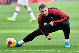 Milan, Ibrahimovic pronto al derby da titolare: si allena in gruppo