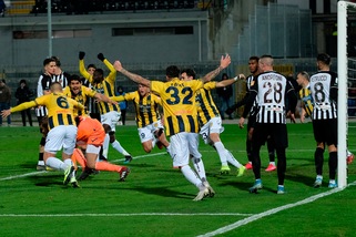 Juve Stabia, dalla Triestina arriva Codromaz: firma fino al 2023