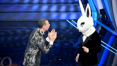 Sanremo, ascolti: 9,5 milioni per quarta serata, 53,3% share