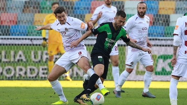 Pordenone, il 2-2 col Livorno costa caro: Crotone e Frosinone secondi