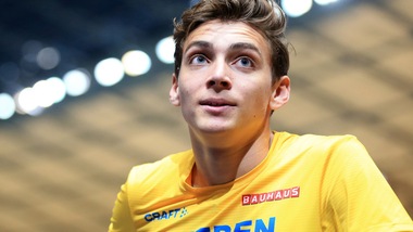 Duplantis fa 6.17: è il nuovo record del mondo di salto con l'asta