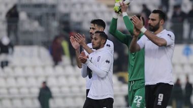 Pro Vercelli, che colpo! 3-1 al Pontedera. Fano-Feralpisalò 1-2