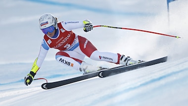 Garmisch, trionfo Suter in superG: Brignone quinta, brutta caduta per Goggia