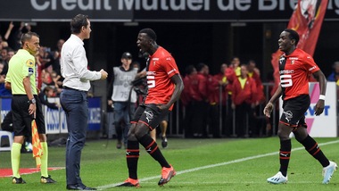 Il Lille senza Osimhen pareggia 1-1 con il Rennes. Vince l'Angers