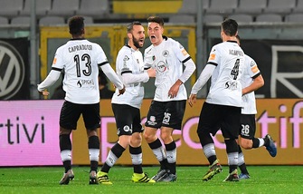 Spezia-Cremonese 3-2: Italiano vince il recupero ed è secondo