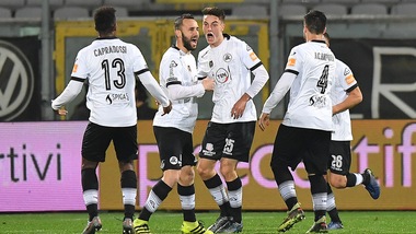 Spezia-Cremonese 3-2: Italiano vince il recupero ed è secondo