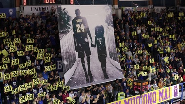 Milano, alle Final Eight in viola per Kobe Bryant