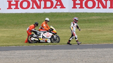 Moto2, Sam Lowes infortunato: salta i test a Jerez