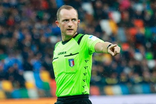 Entella-Venezia, fischia Amabile. Maggioni per Benevento-Pordenone