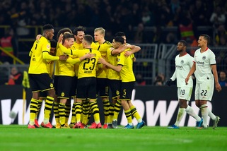 Bundesliga, poker Dortmund: segna Haaland, applausi per Emre Can